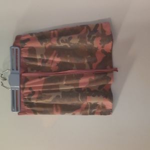 Size large 30"-38" waist pink camo style skirt usa